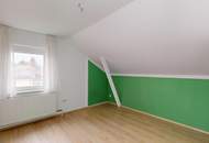 Liebevoll gepflegtes Wohnhaus mit ca. 180 m² Wohnfläche und flexibler Raumaufteilung.