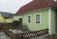 Bauernhaus mit Charme, umschlossenem Innenhof und Nebengebäuden