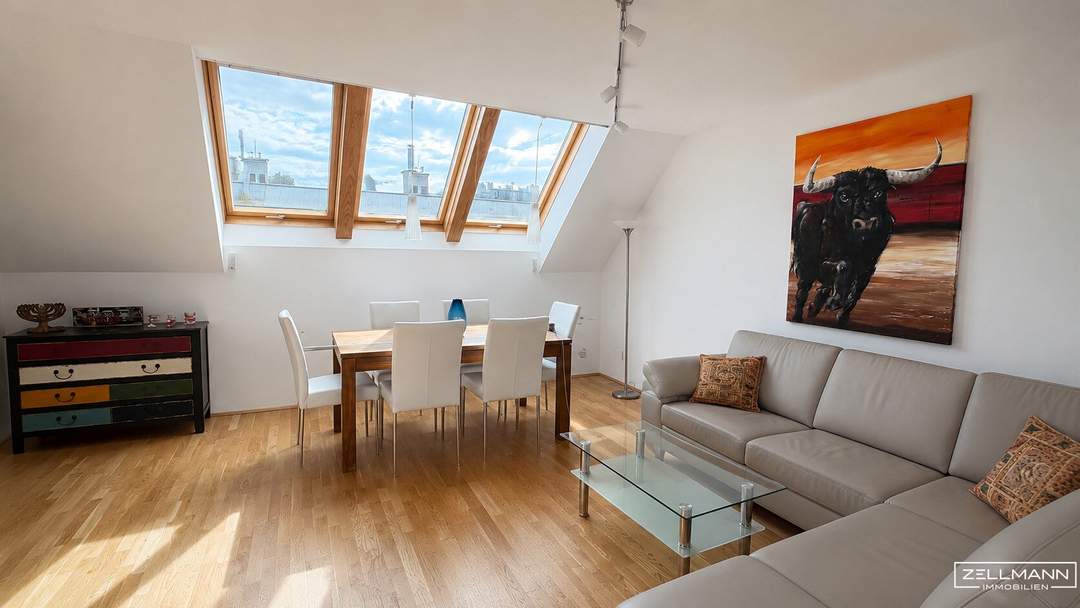 ZWEI TERRASSEN. EIN LEBENSGEFÜHL. – Dachgeschoss mit Galerie & Loftflair | ZELLMANN IMMOBILIEN