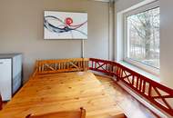 Sonnige Etagenwohnung mit Balkon und Parkplatz !