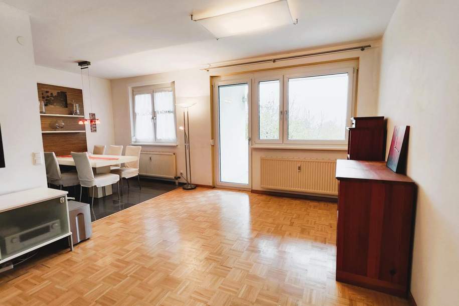 **Großzügige 4-Zimmer-Wohnung in Leonding mit Loggia, Tiefgarage und Grünlage**, Wohnung-kauf, 299.000,€, 4060 Linz-Land