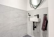 Erstbezug: Luxuriöse Dachgeschoss Wohnung auf einer Ebene mit Balkon in Währinger Toplage! Klimatisiert, Smart-Home!