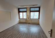 Geschäfts-, Gewerbe- und Bürogebäude im Zentrum