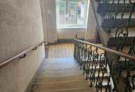 Zinshaus mit Blick zur Gloriett e