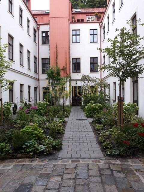 Historischer Altbau trifft modernen Komfort – 2-Zimmer-Wohnung im 9. Wiener Bezirk