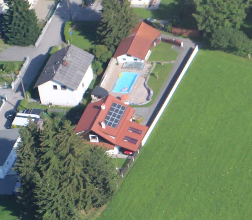 Charmantes 7-Zimmer-Haus mit großzügigem Garten in bester Lage (Provisionsfrei)