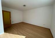 KAUFANGEBOT LIEGT VOR!!! Schöne 2-Zimmer Wohnung in sonniger Lage!