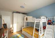 High-End Komfort auf zwei Ebenen: 4-Zimmer-Juwel mit Garage, En-Suite-Bad und Klimasystem
