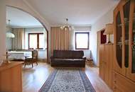 AM FUßE DES GUGLZIPF! Einfamilienhaus mit einer Menge Platz!