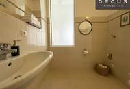 | TRAUMHAFTE &amp; HELLE ALTBAUWOHNUNG IM PALAIS | 2 ZIMMER | ca. 77m² | 2. OBERGESCHOSS MIT LIFT | AB SOFORT