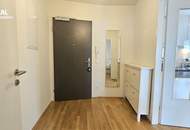 MODERNE 2-ZIMMER BEI DER U2 MESSE