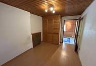 Gemütliches Einfamilienhaus mit Carport & Garten auf ca. 302 m² Grundstück