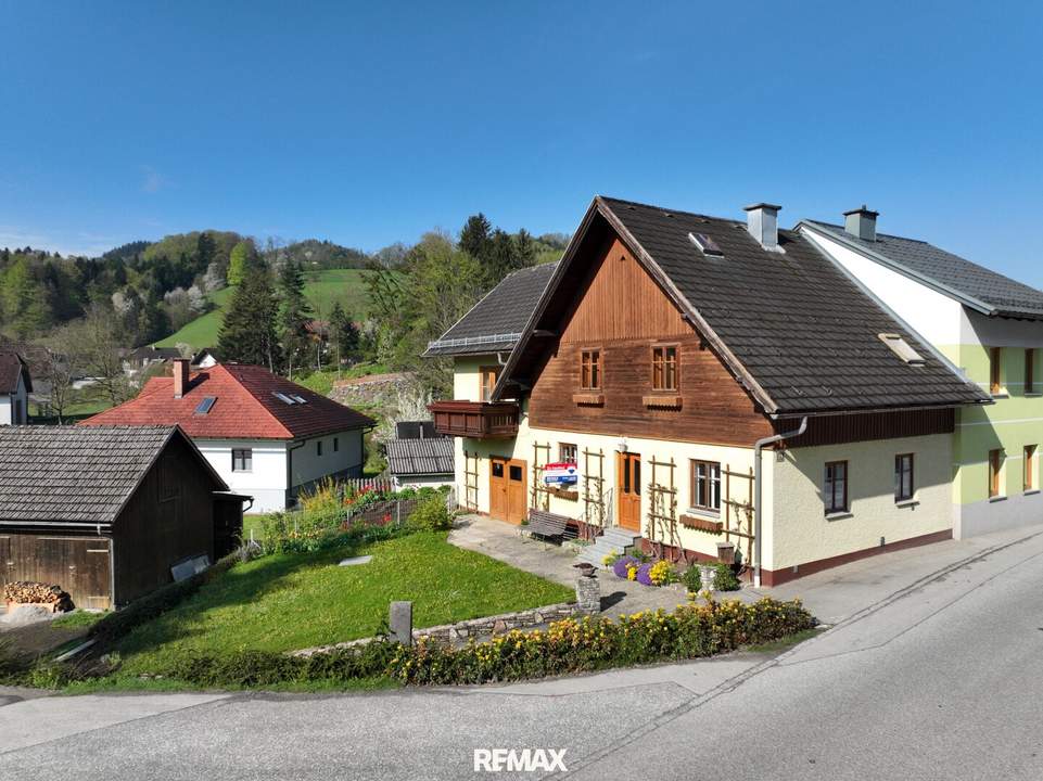 Besichtigungstag 7. Mai, nur mit Voranmeldung möglich! - Kompaktes Haus mit Garten im Kulturdorf Reinsberg, Bezirk Scheibbs