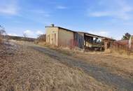 IMPOSANTER LANDSITZ FÜR HOHE ANSPRÜCHE! GROßZÜGIGE WOHN-UND NUTZFLÄCHEN SOWIE ÜBER 5000 m2 LAND