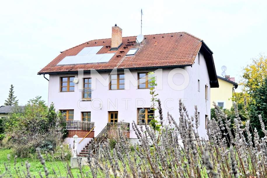 Zweifamilienhaus mit großem Grundstück und Entwicklungspotenzial in Ruhelage, Haus-kauf, 995.500,€, 2326 Bruck an der Leitha