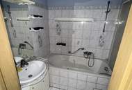 Helle 3-Zimmer-Wohnung mit Lift, separater Küche