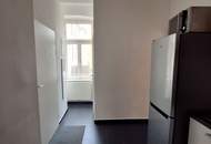 Schön renovierte 2,5 Zimmer U-Bahn Nähe, gepflegt 62m²