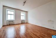 Einzigartige Renovierungschancen: bestandsfreie Wohnung in historischer Umgebung