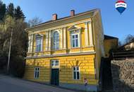 Haus mit 180 m² Garagenhalle und großem Garten