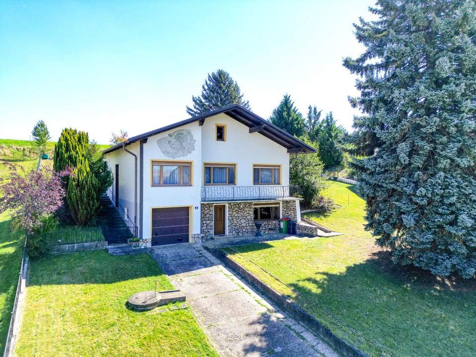 Gut gepflegtes Einfamilienhaus großer Garten