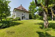 Ästhetische Villa am Stadtrand mit Park