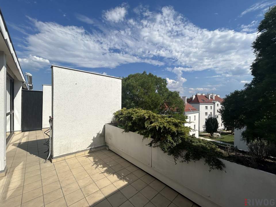 Nähe U4 und Hietzinger Hauptstraße - inkl. zwei Terrassen (ca 26m²) und Garagenstellplatz - zwischen Auhofstraße und Hietzinger Kai