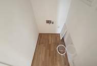Single-DG-Wohnung mit Kühlung &amp; Terrasse