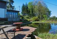 Malerisches Landhaus mit ELW, Schwimmteich & prämiertem Naturgarten!