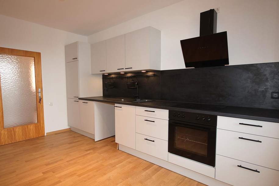 Ruhige 3-Zimmer-Wohnung mit Loggia und Traumausicht - Nähe LKH Graz, Wohnung-miete, 1.170,03,€, 8047 Graz(Stadt)