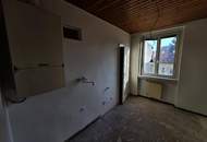 Top-Angebot: 3-Zimmer-Wohnung zur Teilsanierung in sehr guter Lage am Spitz!