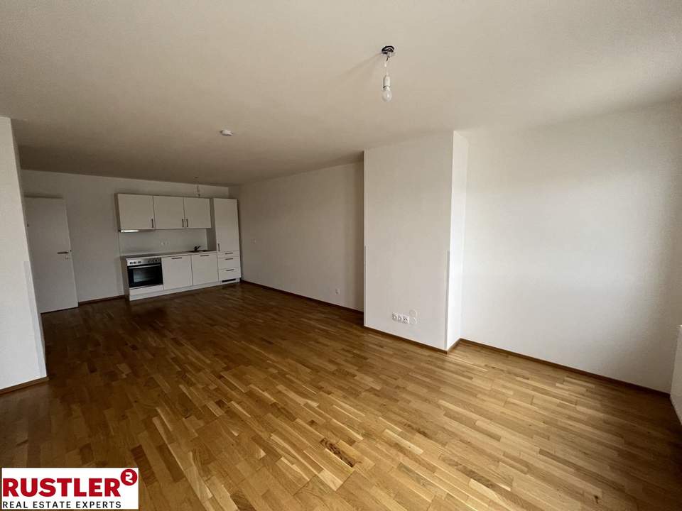 AKTION - Erster Monat Mietfrei! 3-Zimmer-Wohnung mit großer Dachterrasse