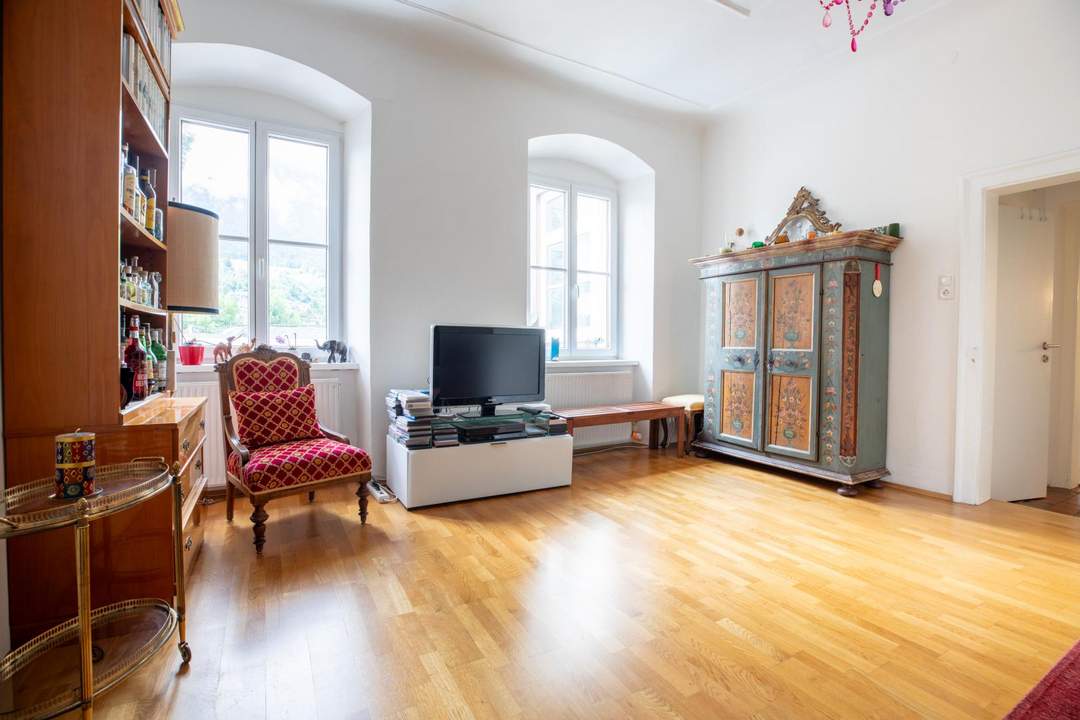 Stilvolle Altbauwohnung im Herzen von Innsbruck – Großzügiges Wohnen in bester Innenstadtlage (#10455)