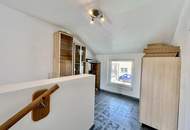 GROSSZÜGIGE VILLA IN BOCKFLIEß MIT 11 ZIMMER, POOL, DOPPELGARAGE UND WUNDERSCHÖNEM GARTEN