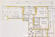 Hofseitige DG-Wohnung ohne Schrägen mit 2 Terrassen - sanierungsbedürftig