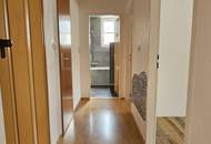 Freundliche Familienwohnung mit Loggia und zwei Stellplätzen