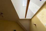 SONNENLAGE - Neuwertiges ca. 160m2 großes Traumhaus mit idyllischem Garten + Terrasse, 2 Garagen & Top-Ausstattung in Ruhelage