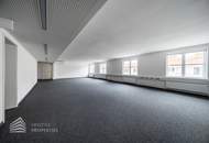 Erstbezug! Elegantes 4-Zimmer Büro in Toplage