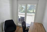 Kernsaniertes, modernes Haus mit kompakter Wohnfläche und großzügiger Terrasse