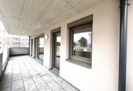 2 Zimmer mit großem Balkon