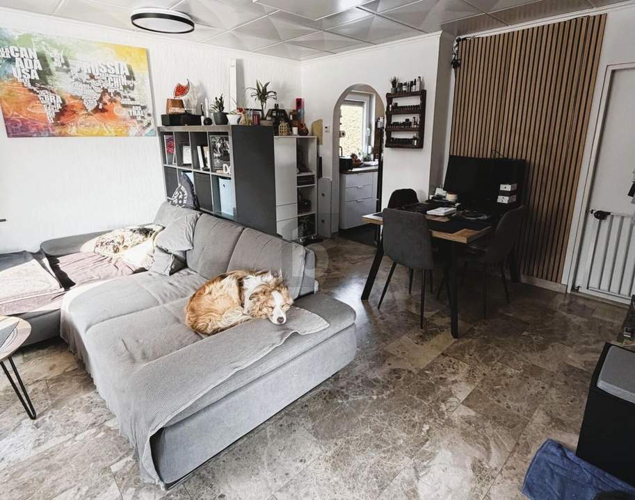 BUNGALOW MIT GROSSEM GARTEN UND POOL - RUHELAGE