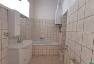 Sanierungsbedürftige Zwei-Zimmer-Wohnung unweit vom Donaukanal