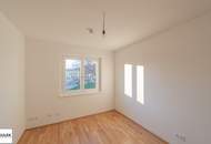Wohnen in Hirschstetten: großzügige Familien Wohnung (4 Zimmer) mit Balkon und Grünblick - ab 1.7.(!)