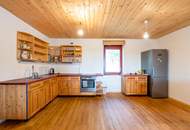 Bauernhaus zum naturnahen Wohnen: Liegenschaft für Selbstversorger mit Wohnhaus in nachhaltiger Bauweise