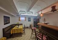 LIEBEVOLLES STADTHAUS MIT HERRLICHEM, RUHIGEN GARTEN SAMT LAUBE UND BESTER INFRASTRUKTUR DER STADT STOCKERAU