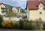 Familienfreundliche 4-Zimmer-Wohnung mit Schwimmteich in ruhiger Grünlage - förderbar
