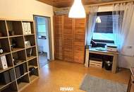 1-2 Familienhaus mit sehr viel Potential in zentraler Trauner Lage!