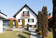 Liebevoll gepflegtes Einfamilienhaus mit viel Garten in ruhiger Lage