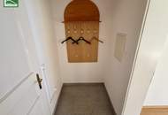 Helle Büro- oder Kanzleiräumlichkeit in Toplage am Hauptplatz von Bruck an der Leitha!