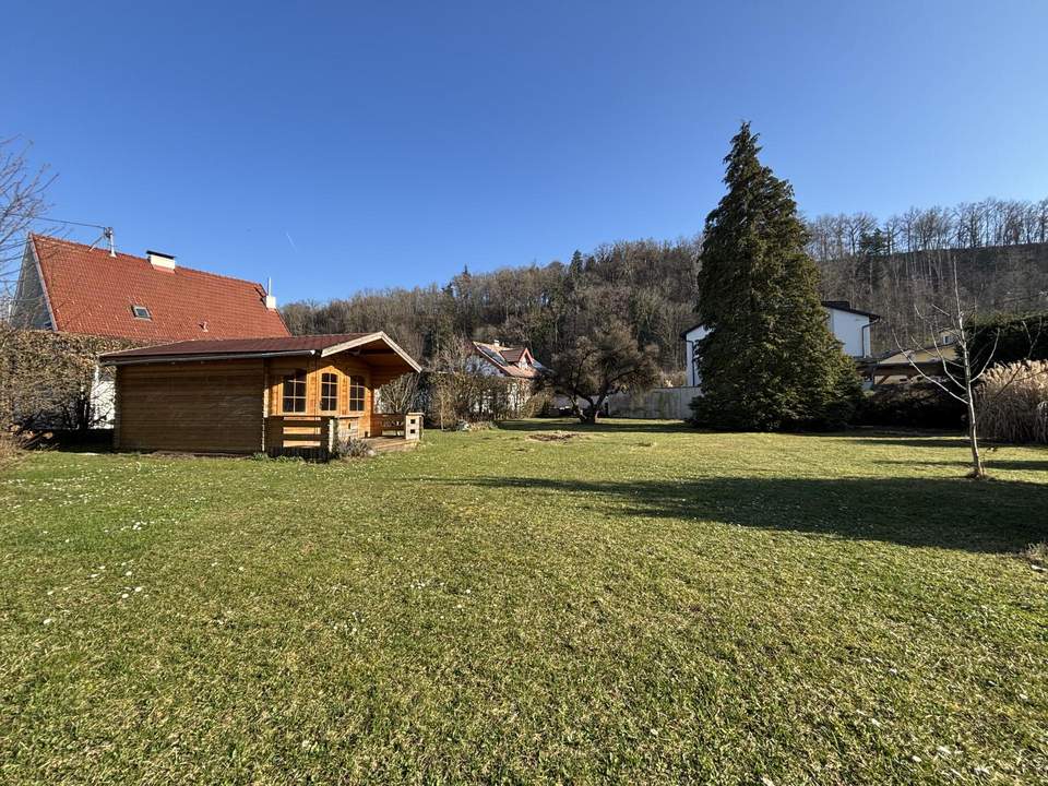 Großzügiges Baugrundstück ohne Bauverpflichtung