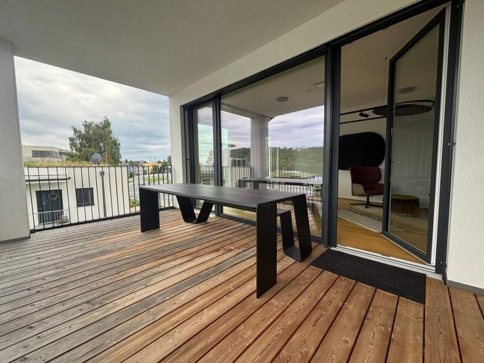 Hochwertige Designer-Wohnung mit großer Terrasse